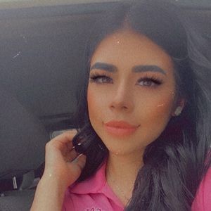 Meet your Posher, Lorena